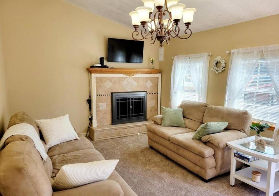 The Family Getaway Villa Tobyhanna Dış mekan fotoğraf